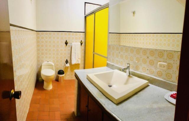 Casa Hotel Palmas Del Estadio 2メデジン エクステリア 写真